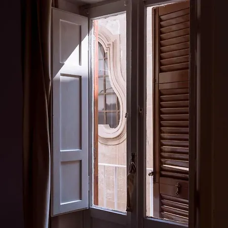 Geneva's Apartment Taranto